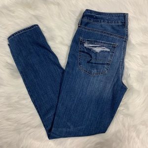 American Eagle Tomgirl Jeans Size 2